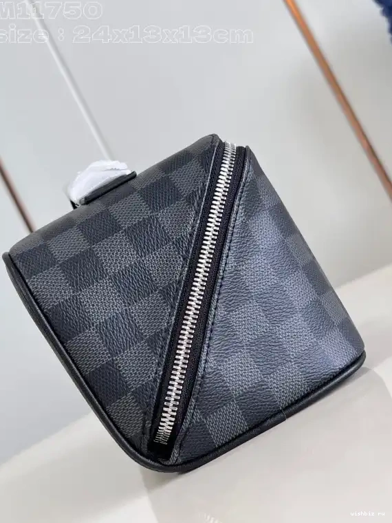 WIS VUITTON LOUIS TOILETRY BAG-24*13*13CM 0606